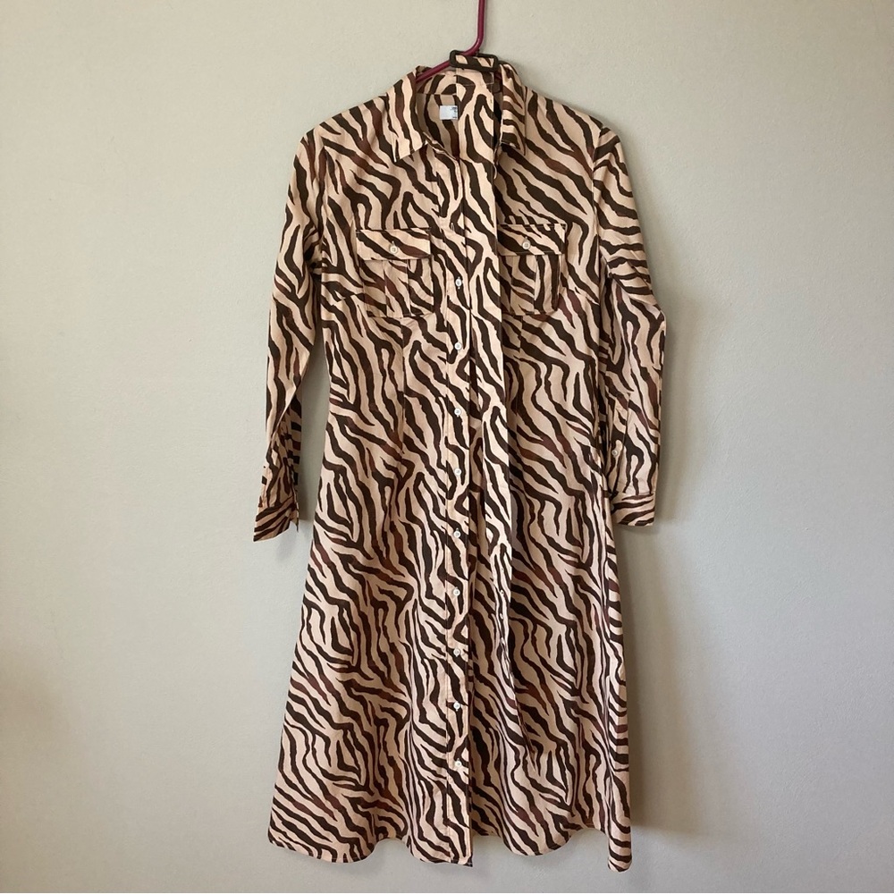 UNTUCKit Animal Print Dress 2